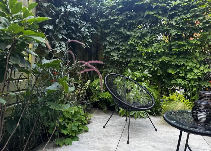 B&B Urban Oasis