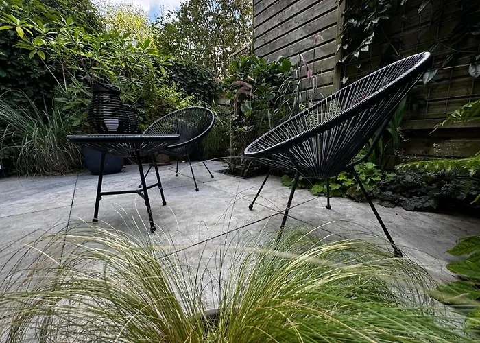 B&B Urban Oasis